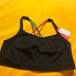 NWT Lane Bryant Livi No Wire Low Impact Sports Bra Pride Collection size 18/20